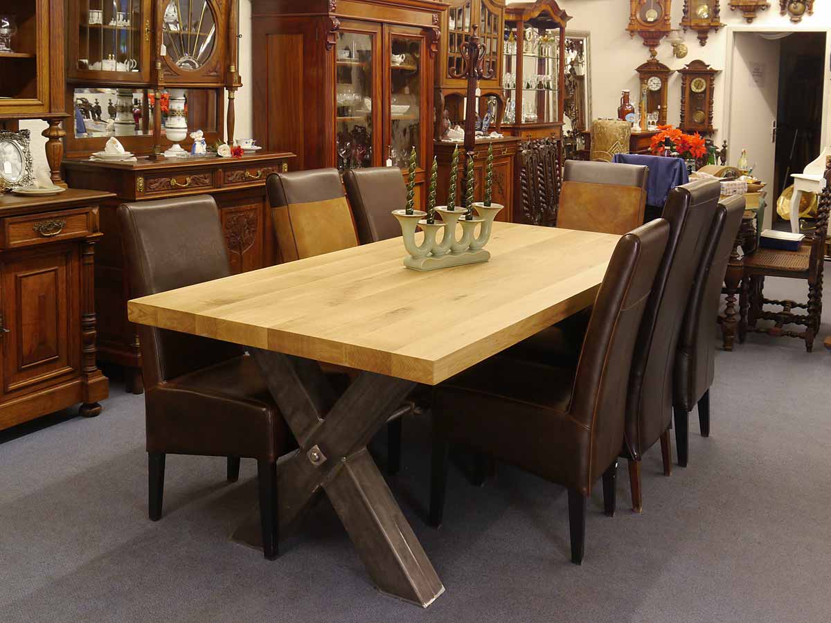 Esstisch Tisch Esszimmertisch dekorativ mit Eichenplatte ...