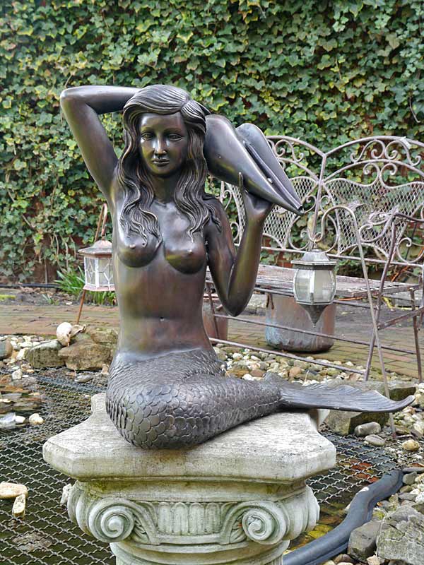 Meerjungfrau aus Bronze
