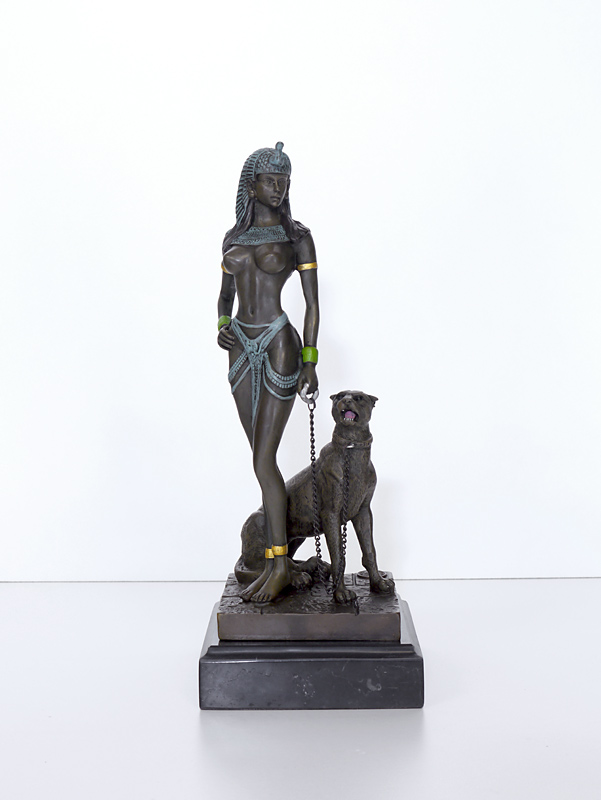 Cleopatra mit Panther in Bronze